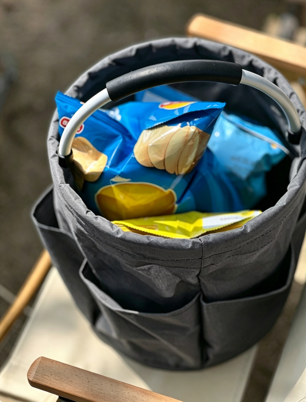 Foldable hand cash storage bag
